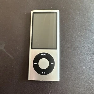 Apple iPod nano (5th Generation) 8GB Silver A1320 Tested - Picture 1 of 3