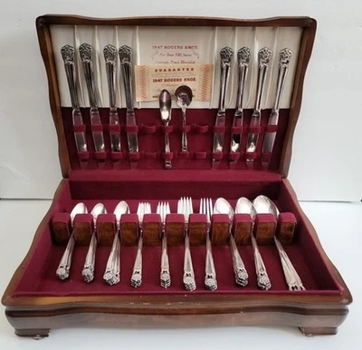 Rogers Eternally Yours Silverplate Flatware 51 pieces with box - Image 1 of 4