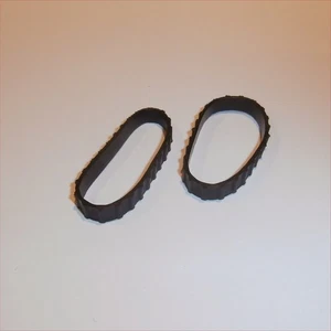 Matchbox Tracks Yesteryear Y16 Scania Halftrack Treads Black Pair - Picture 1 of 6