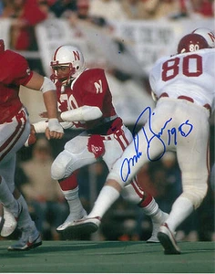 MIKE ROZIER NEBRASKA CORNHUSKERS SIGNED 8" x 10" PHOTO W/ COA HEISMAN 1983 - Picture 1 of 1