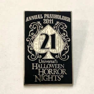 Universal Studios Annual Passholder 2011 Halloween Horror Nights Pin 21 Ace - Picture 1 of 3