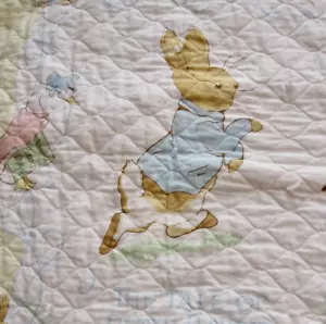 Vintage 1980s Beatrix Potter Peter Rabbit Baby Quilt Handmade EASTER GIFT - Picture 1 of 13