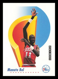 Manute Bol #212 1991-92 SkyBox Philadelphia 76ers - Picture 1 of 2