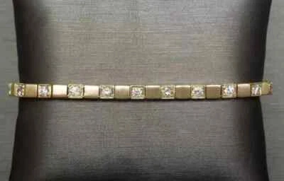 Brazalete de tenis para hombre de diamantes de corte redondo de 3 quilates con acabado de oro amarillo de 14 quilates Foto 1 de 4