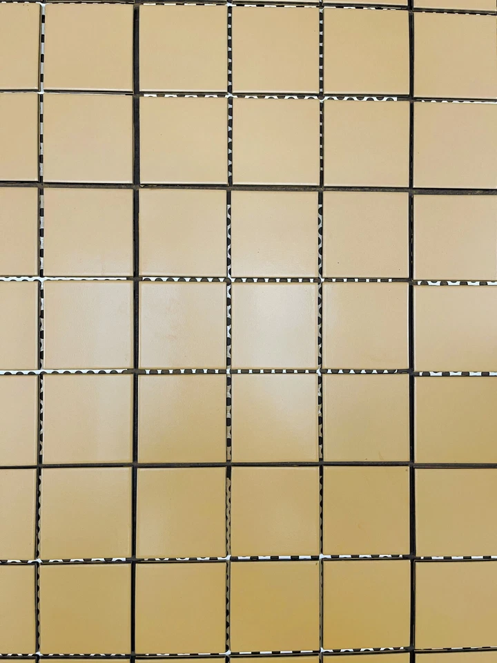 Желтая настенная плитка 3 7/8 дюйма x 3 7/8 дюйма 10 кв. футов переделанная керамическая винтажная C# 643 - Изображение 1 из 2