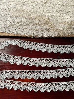 DENTELLE ANCIENNE aux fuseaux - fine bordure en  lin - fait main - 10mètres - Photo 1/4