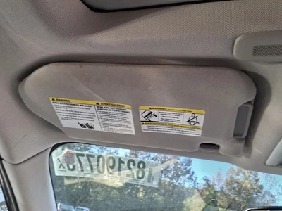 Infiniti QX60 2018 conductor izquierdo parasol bronceado OEM usado 268-11678L 3729822 Foto 1 de 4