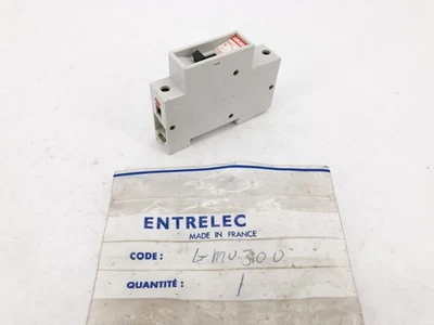 New Entrelec GMU 30U Circuit Breaker 30A 220/380~ 1P - No Box - Image 1 of 4