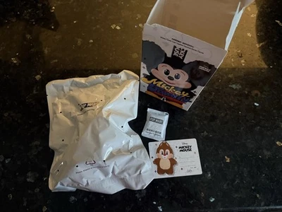 POPMART Mickey Family Cute Together Vinyl Plush Keychain DALE Authentic US SHIP  - Imagem 1 de 4