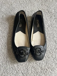 Michael Kors Fulton Women’s Size 7.5 Leather Flats Loafers Moccasin - Picture 1 of 5