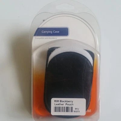 Estuche de transporte RIM Blackberry Bold 9700 de cuero AT&T venta al por menor negro OEM nuevo  Foto 1 de 4