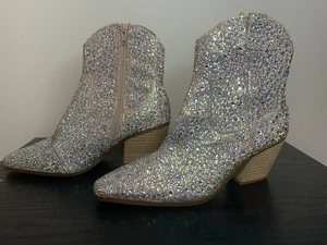 Size 6.5 - Betsey Johnson Emory Rhinestone Cowboy Booties Wedding Concert (Z5) - Picture 1 of 6