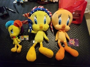 Tweetie Bird Plush X3 Rare, 2 with tags, vintage 1990's 30+years Old - Picture 1 of 10