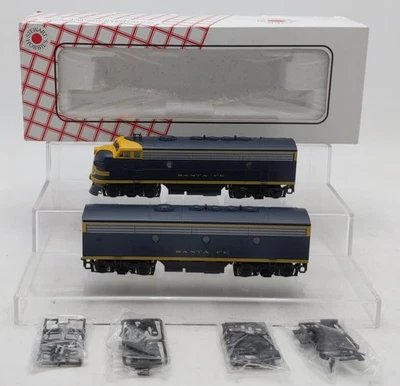 Stewart 5910 HO Santa Fe Diesel EMD F9 A/B Set LN/Box - Image 1 of 4