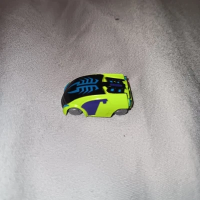 Moose Micro Toy Car green - Image 1 of 3