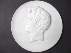 Swords-Meissen flat relief plaque KARL FRIEDRICH SCHINKEL museums Berlin GDR - Picture 1 of 11