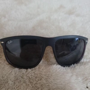 Ray-Ban RB 4147 6171/87 Sunglasses 60 15 Used - Picture 1 of 4