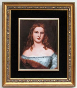 BEAUTIFUL VINTAGE LADY PORTRAIT PORCELAIN PLAQUE - Picture 1 of 3