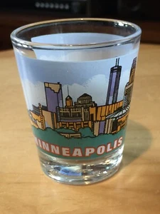 Vaso de chupito Minneapolis. Punto azul. - Imagen 1 de 4