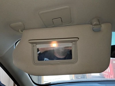 Nissan Pathfinder 2018 conductor parasol izquierdo iluminado fabricante de equipos originales usado 442296 Foto 1 de 4