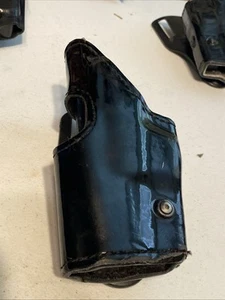 Used Safariland 295 83 Glock 17 / 22 G17 G22 Lvl 2 Holster Left Hand OWB - Picture 1 of 16