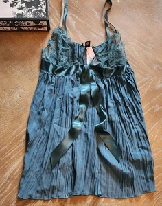 Victoria's Secret Nightie XL Green Lace Sexy With Original Box - Picture 1 of 8