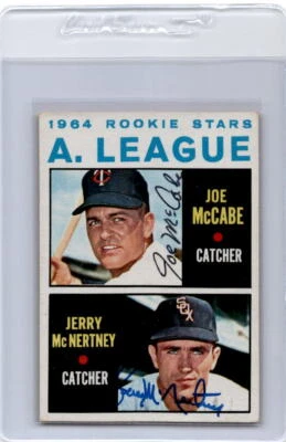 JOE MCCABE JERRY MCNERTNEY 1964 TOPPS #564 RC HARD SIGNED AUTO TWINS *12312 - Image 1 of 2