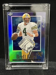 Jersey Fusion 23 Brett Favre Game Used Signature Swatch : 97 SkyBox EX 1/1 - Picture 1 of 2