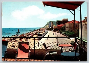 Postcard Italy Pesaro Seaside Avenue and East Beach c1963  3E - Picture 1 of 2