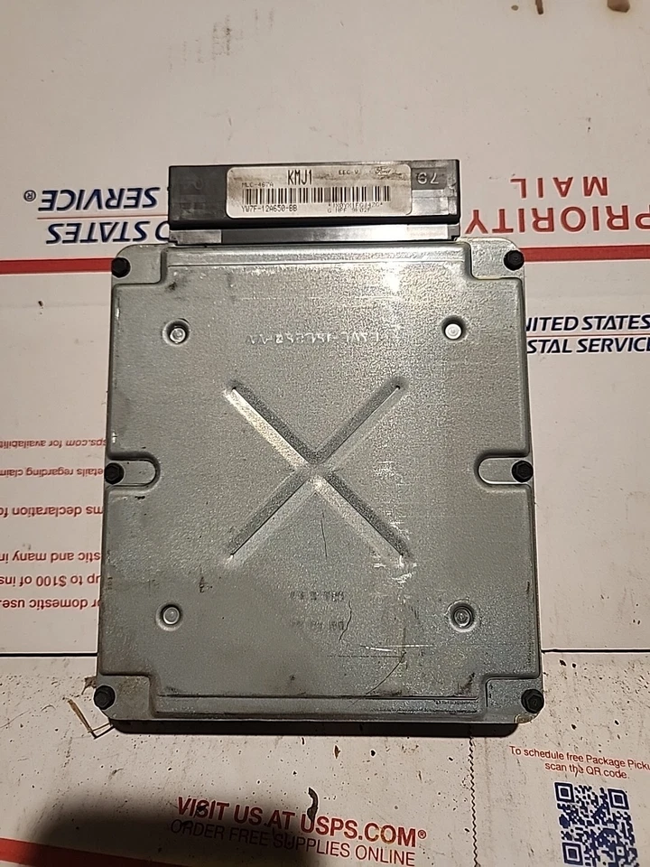 YW7F12A650BB 2000 FORD CROWN VICTORIA Motor Computadora ECM ECU PCM Módulo Foto 1 de 3