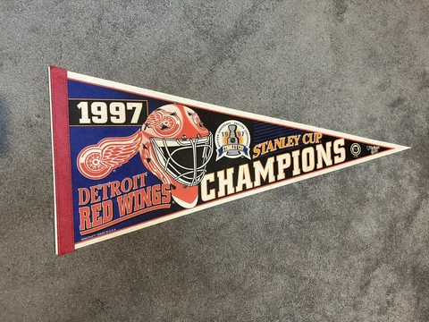 1997 NHL Detroit Red Wings Stanley Cup Champions Wincraft Pennant Cover