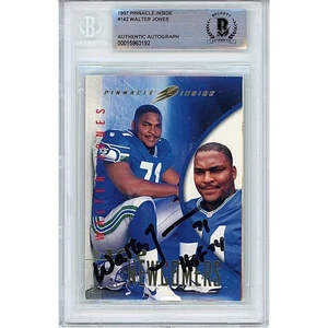 Tarjeta firmada por Walter Jones Pinnacle #220 1997 automática Beckett BAS losa Seahawks - Imagen 1 de 2