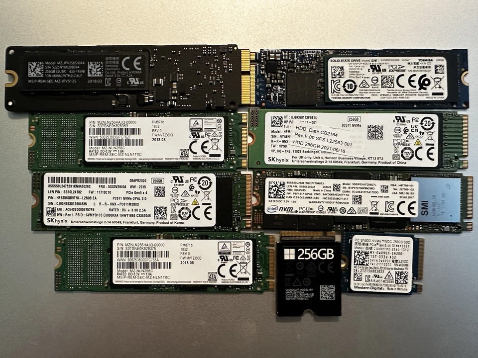 LOTE DE 9 PEÇAS SSD 256GB PARA LAPTOP - Imagem 1 de 1
