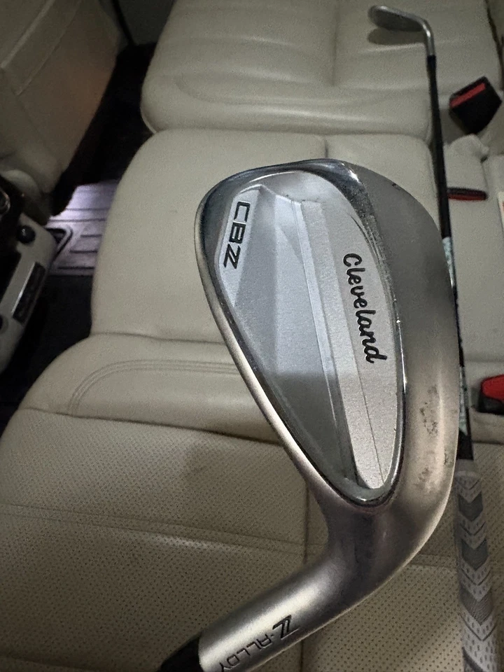 CLEVELAND CBZ SAND WEDGE 54° - 14, KBS HI-REV 2.0 115 BLACK Midsize Grips +4 MCC - Image 1 of 4