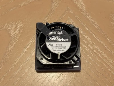 Raro Pentium Overdrive de colección 200 MHz con zócalo MMX 7 actualización 2,1 V usado Foto 1 de 4