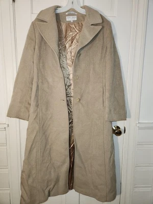 Abrigo de pelo Larry Levine camel Foto 1 de 2