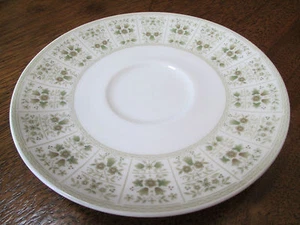 PIATTO PIATTINO VINTAGE ROYAL DOULTON MODELLO "SAMARRA"-TC1039 DIAMETRO 6 1/8" - Foto 1 di 10