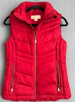 Женский пуховик Michael Kors красный XS с карманами на молнии и съемным капюшоном - Изображение 1 из 4