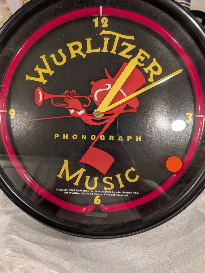Wurlitzer Phonograph Music Note 15" Wall Décor Neon Clock  - Image 1 of 1