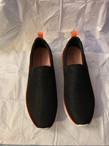 Vionic Zeta Slip On Comfort Shoes Women’s Sz 9 Black/White/Orange NWOB - Picture 1 of 6