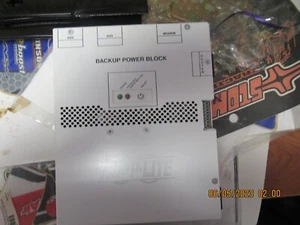 Tripp-Lite AV550SC 550VA Audio/Video Backup Power Block - Picture 1 of 6
