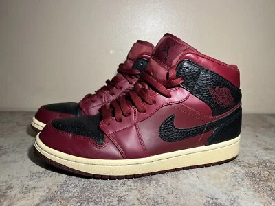 Nike Air Jordan 1 Retro Medio Reverso Prohibido Rojo Negro Talla- 9 554724-601 Foto 1 de 4