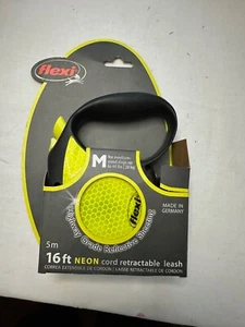Correa retráctil Flexi Neon para perro (cordón) 16 pies, mediana, negra/amarilla neón - Imagen 1 de 4
