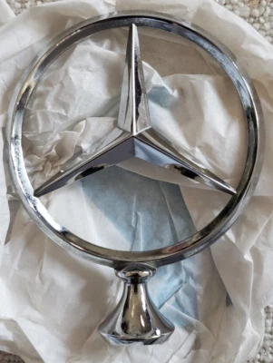 ЭМБЛЕМА КАПОТА MERCEDES BENZ 450SL EARLY R107 72-73 - Изображение 1 из 3
