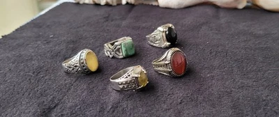 Lotverkauf  Silberringe mit echten Edelsteinen - Bild 1 von 4