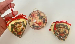 Corazones de papel maché decoupage antiguos de Papá Noel y adornos de bolas victorianas de colección - Imagen 1 de 7