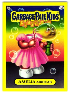 Amelia Airhead GPK 2011 Müll Eimer Kinder Flashback Serie 3 Parodie Aufkleber - Bild 1 von 2