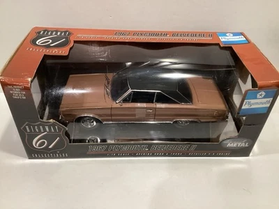 1/18 Highway 61 Light Tan Poly With Black Roof 1967 Plymouth Belvedere II - Image 1 of 4