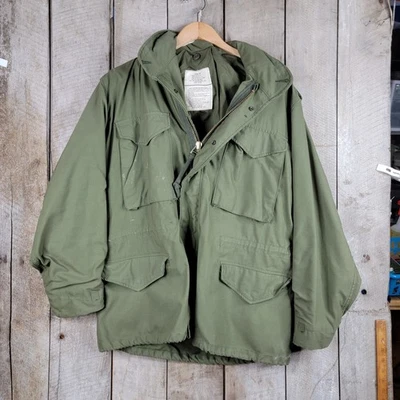 Abrigo de campo para clima frío M65 del ejército de Estados Unidos mediano corto OG-107 vintage militar Foto 1 de 4