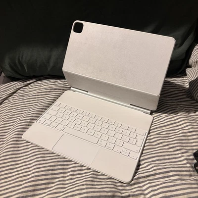 Genuine Apple A2480 Magic Keyboard for iPad 12.9 "  - WHITE - Used - Image 1 of 4